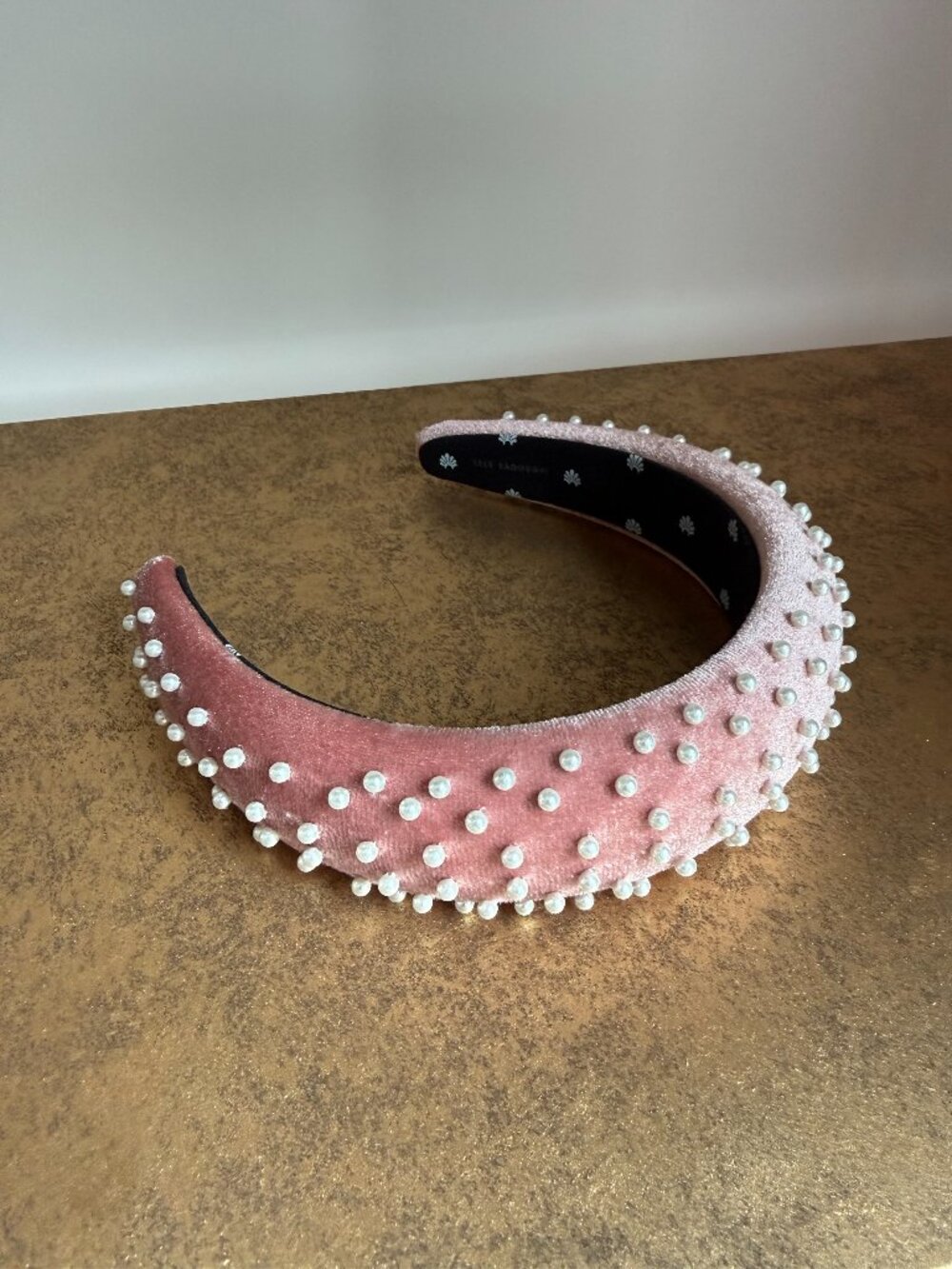 LELE SADOUGHI Dusty Rose Pearl Padded Blush Velvet Headband Hair Band Accessory